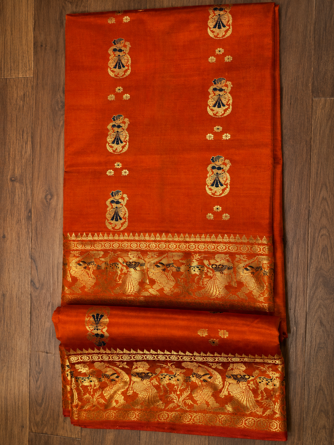 Sindoori: Deep Rust Swarnachuri with Gold Butti